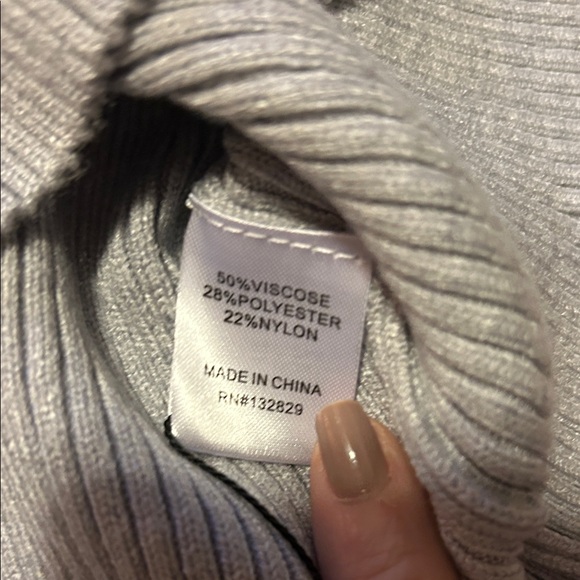 Superdown Ribbed Mini Knit Skirt Light Gray NWT Revolve - Picture 9 of 9